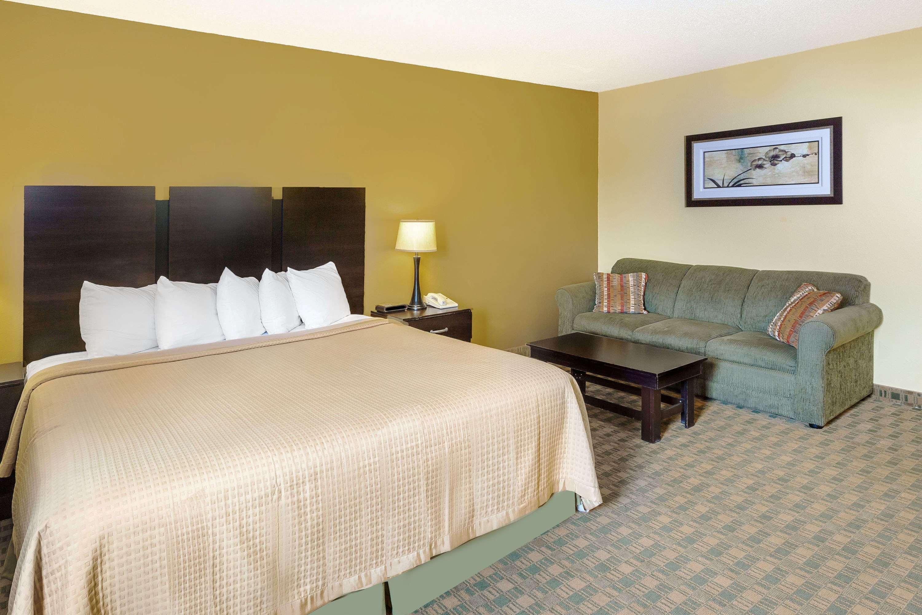 Econo Lodge Inn & Suites Yankton Eksteriør bilde