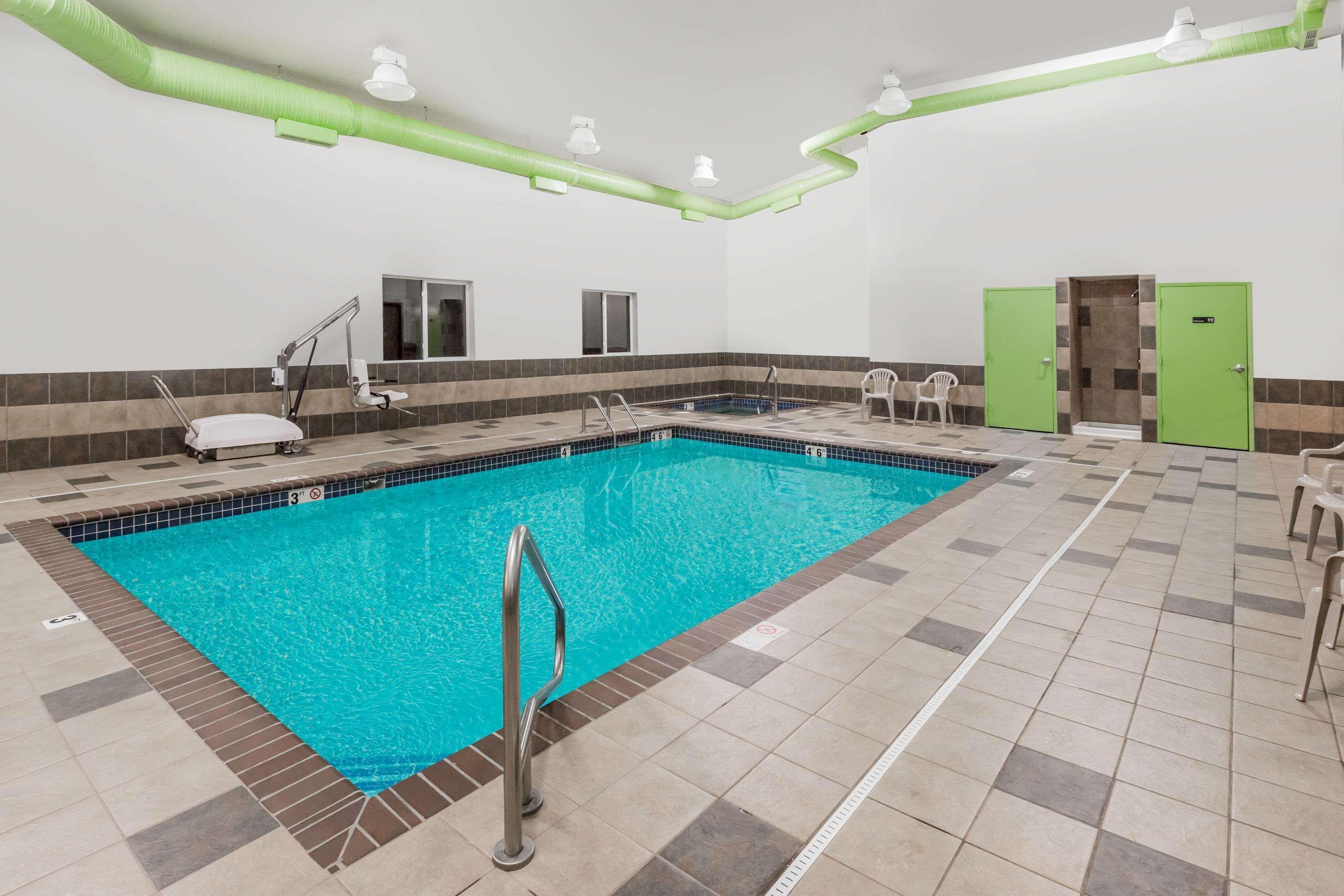 Econo Lodge Inn & Suites Yankton Eksteriør bilde