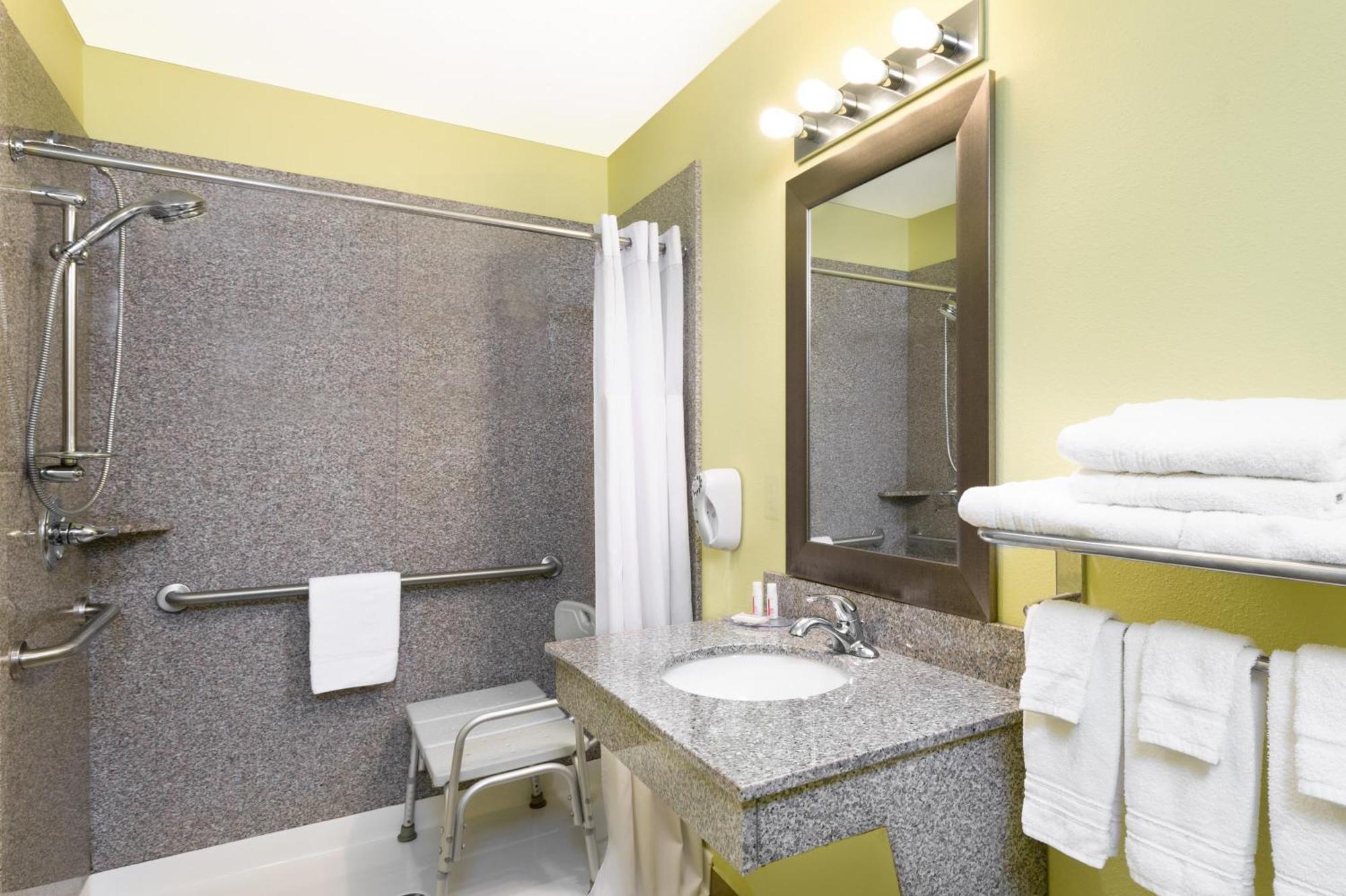 Econo Lodge Inn & Suites Yankton Rom bilde